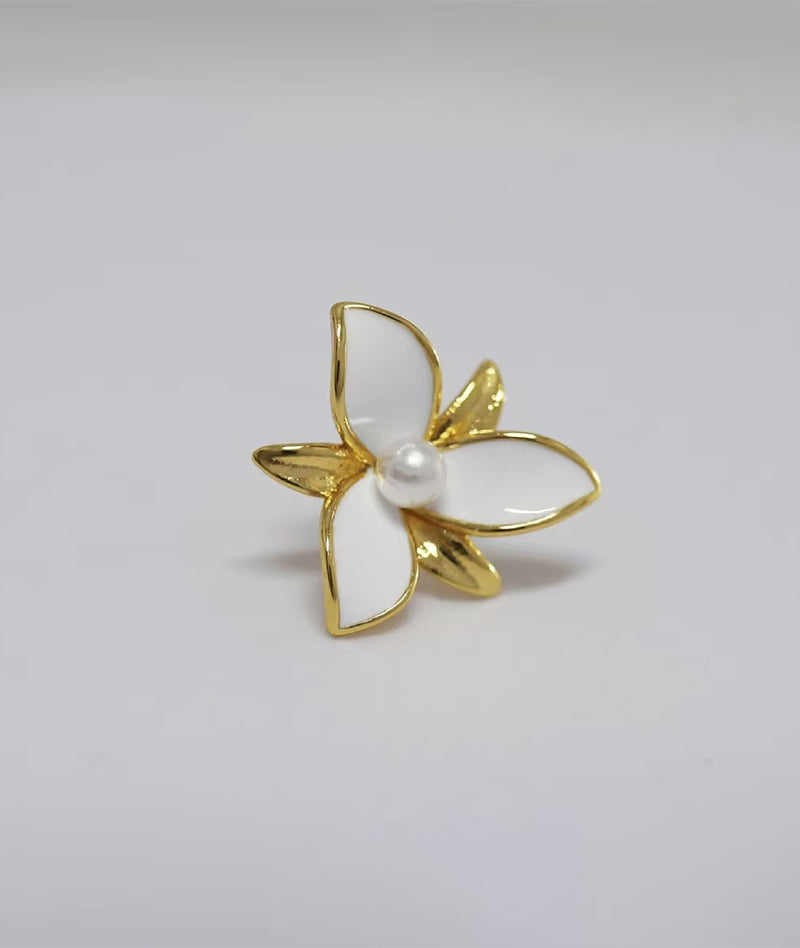 Cecilia Flower Brooch